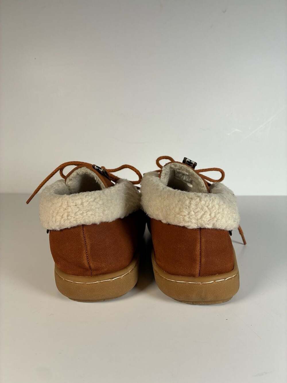 Pendleton Homestead Faux Fur Lined Suede Moccasin Slippers Size 7 - Picture 7 of 10